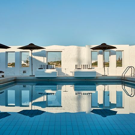 Mr And Mrs White Paros Hotel Náousa Exterior photo