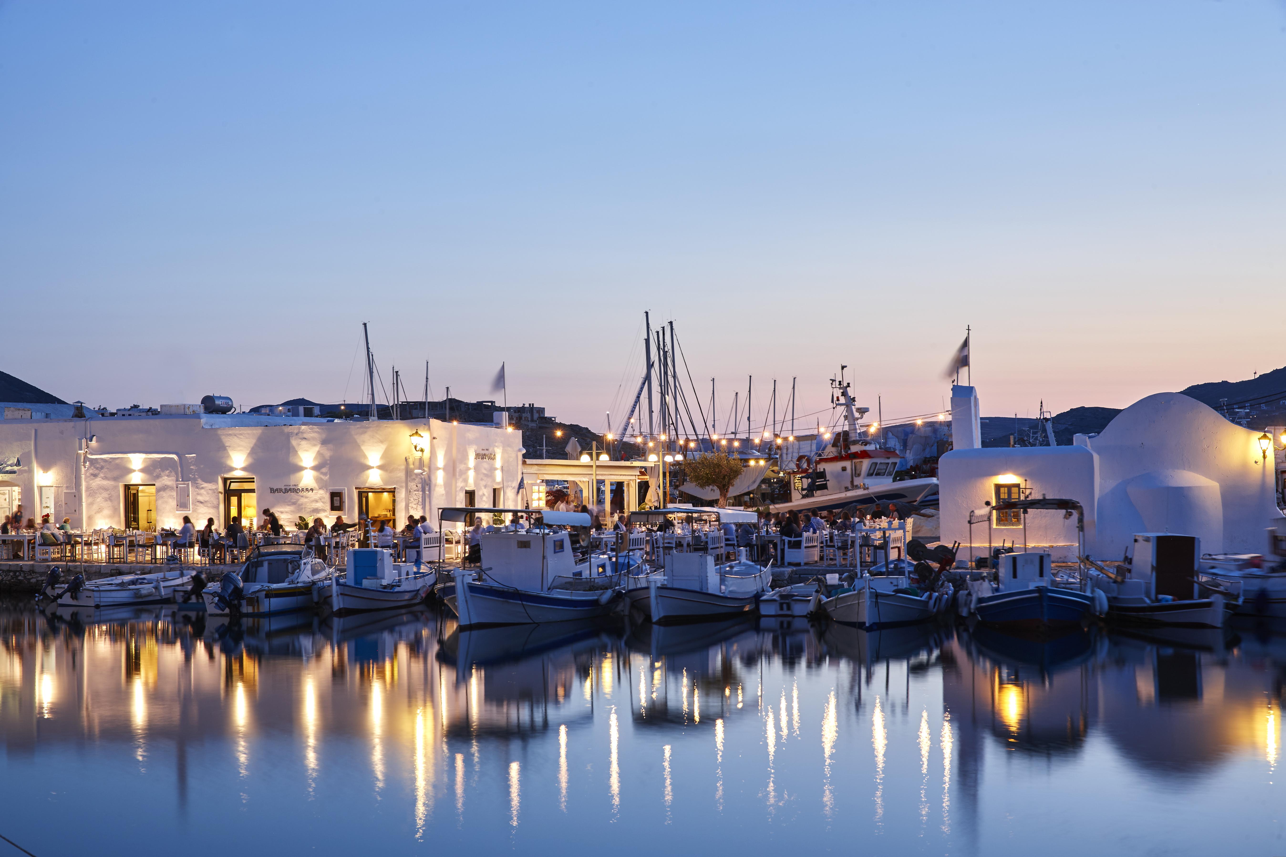 Mr And Mrs White Paros Hotel Náousa Exterior photo