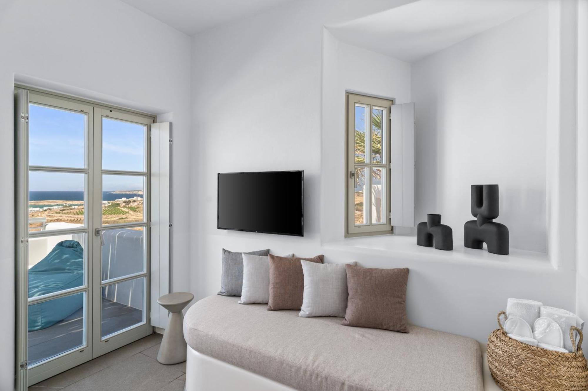 Mr And Mrs White Paros Hotel Náousa Room photo